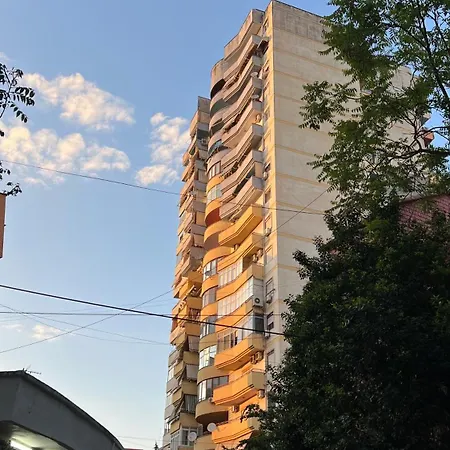 T Tirana
